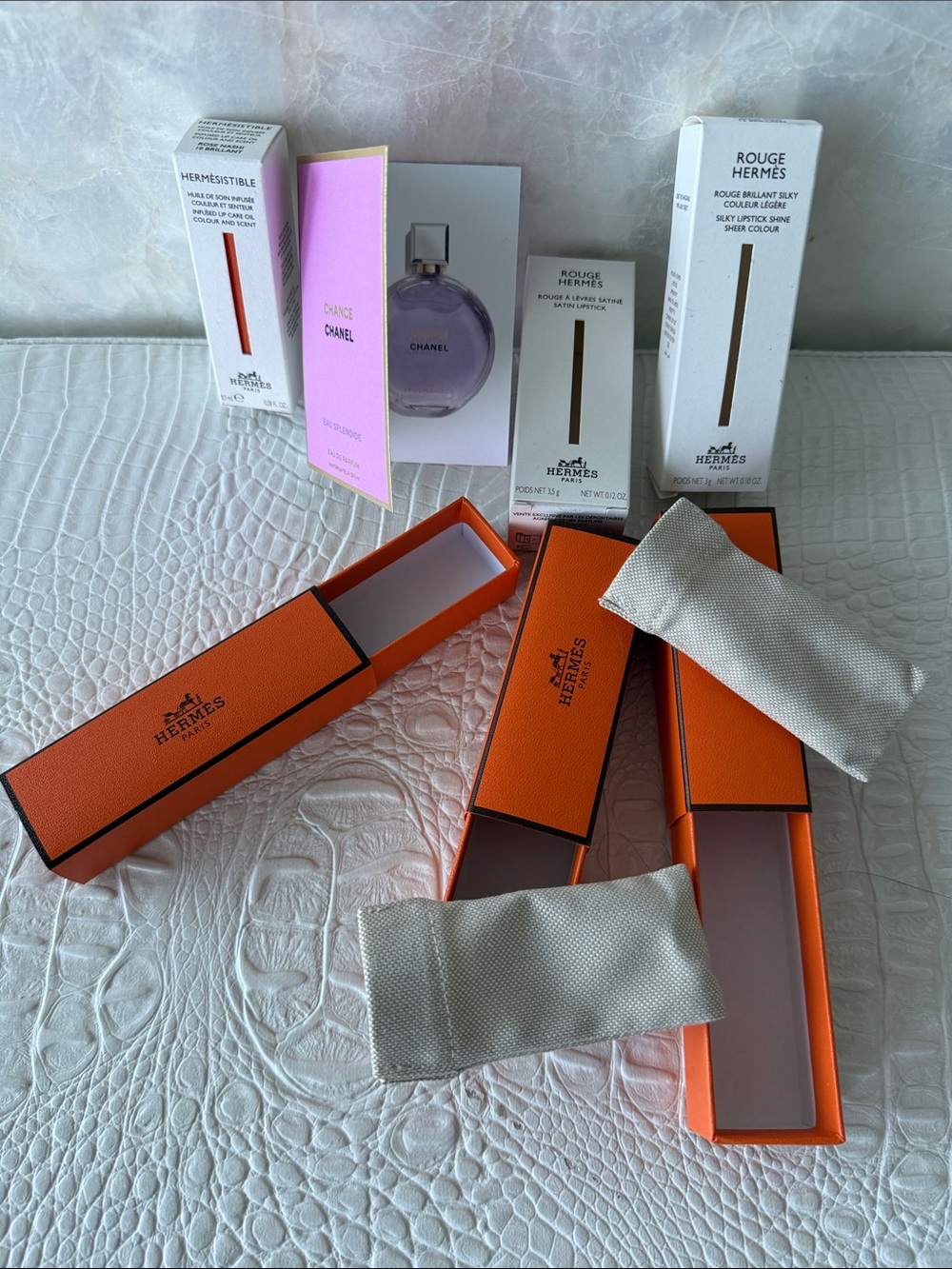 Hermès Orange Lipstick Boxes with Chanel Chance Card ( sample) - Picture 4 of 8